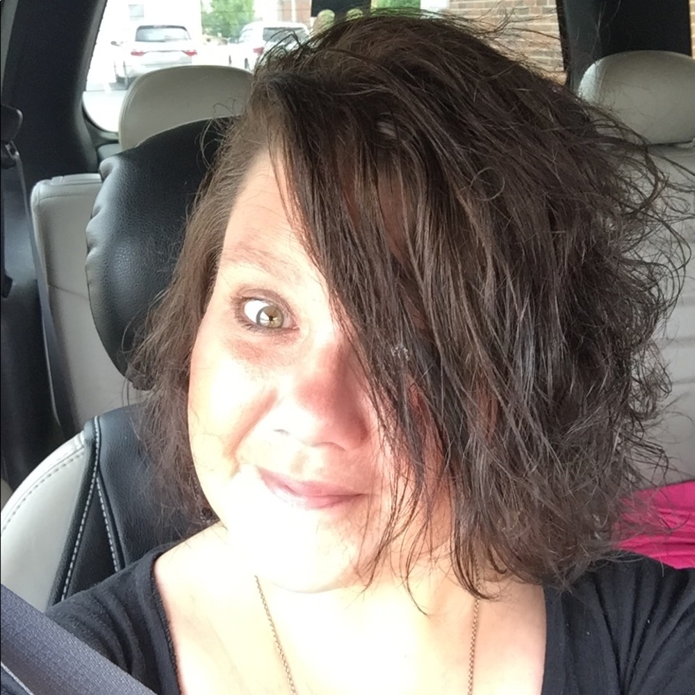 Meet your Posher, Misty